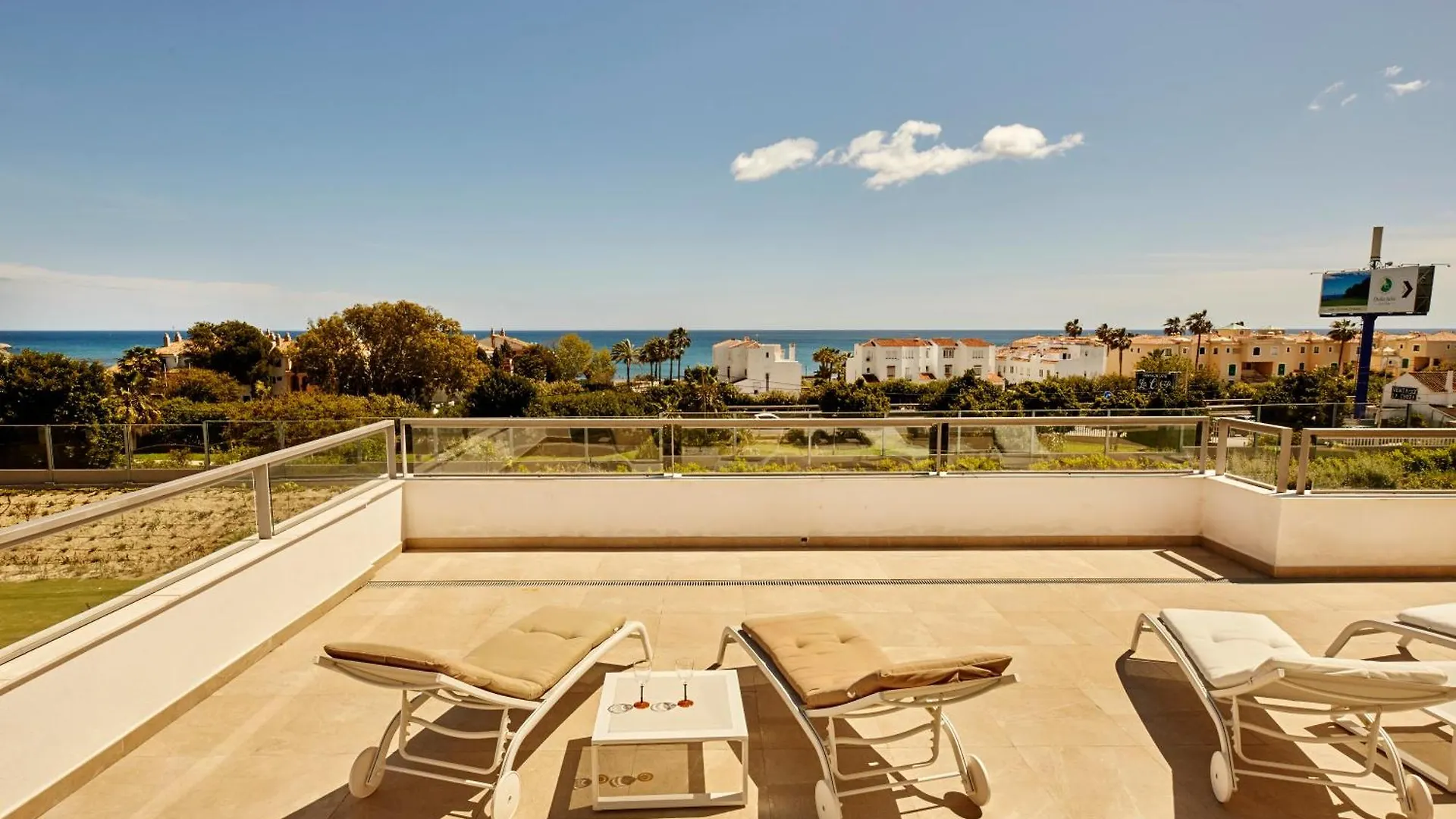 Vista Del Mar, Sunny Penthouse Apartment Bahia de Casares Spain