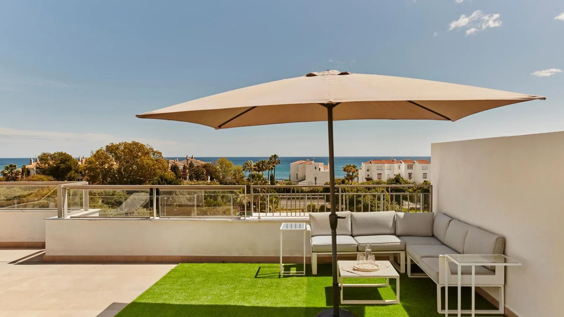 Vista Del Mar, Sunny Penthouse Apartment Bahia de Casares